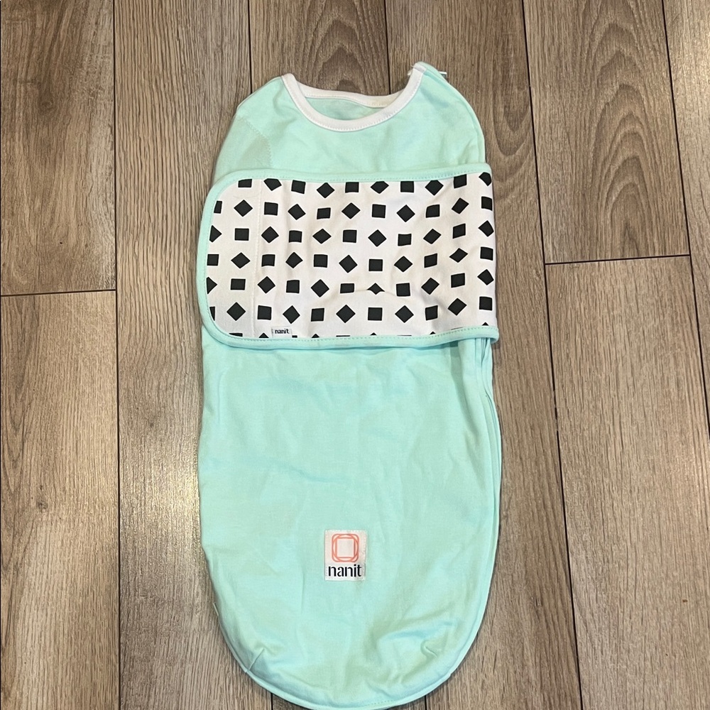 Nanit Sleep Sack - Picture 2 of 7